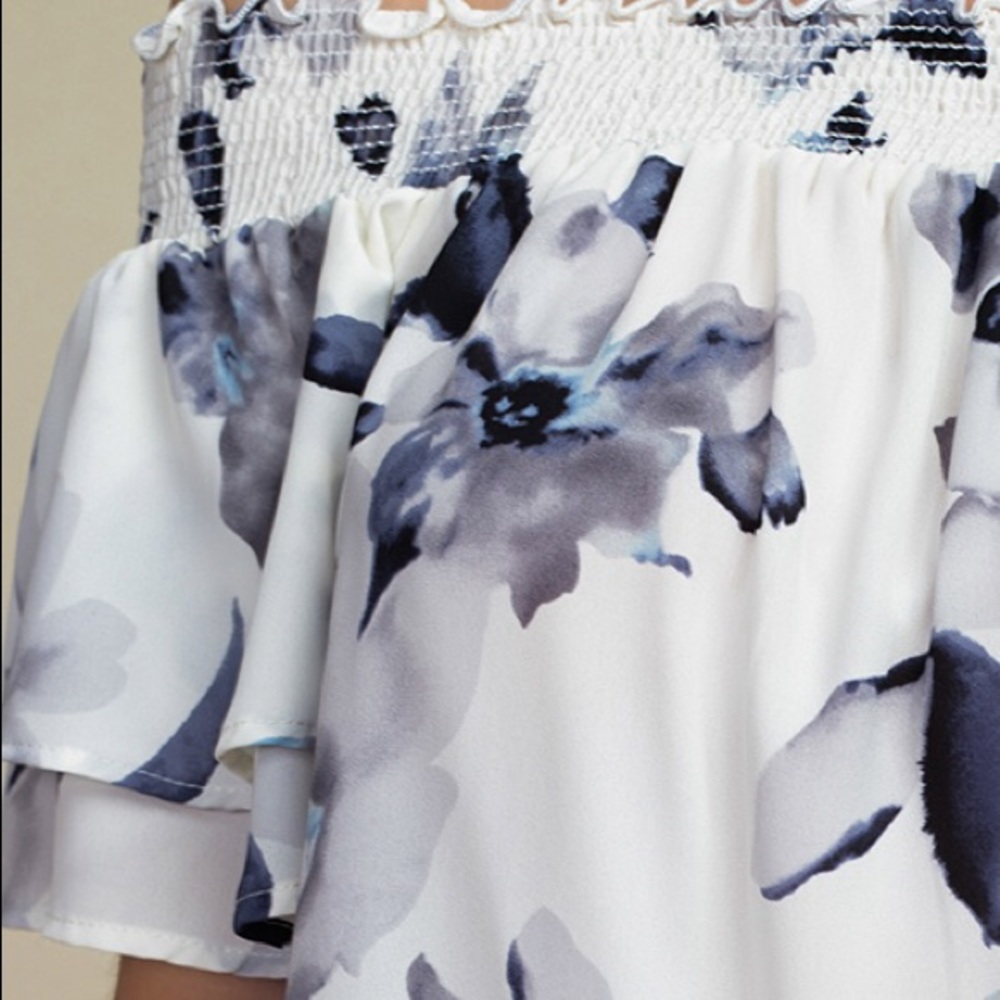 Ivory/White Floral Off-Shoulder Blouse - Picture 6 of 6